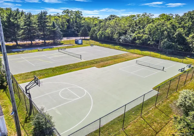 25th image of 345 The Strand, Southold, NY 11939 | MLS# 971817