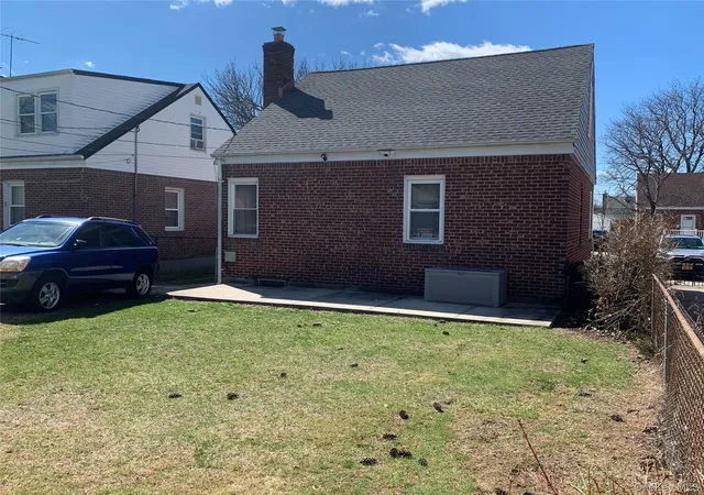 5th image of 6 Wilton St, North Hempstead, NY 11040 | MLS# 971871