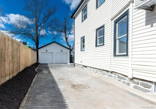 2nd image of 10 S 14th Ave, Mount Vernon, NY 10550 | MLS# 971885