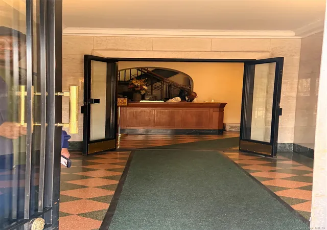 Listing Photo 4 - Condo for sale in building located at 410 Central Park W, New York, NY 10025 - Unit #1F