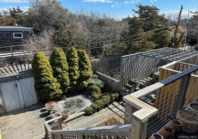 Photo 3 of Single family home for sale at 154 Doctors Walk, Sayville, NY 11782 | MLS# 971902 | Listing updated on 2026-08-21