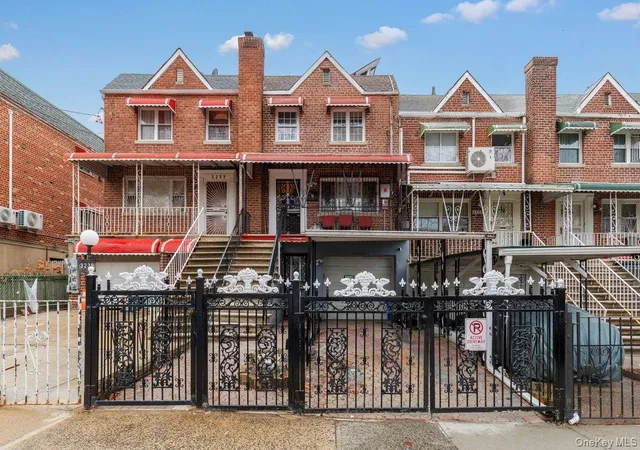 Photo 1 of Sale Pending at 3241 Colden Ave, New York, NY 10469 | MLS# 971946 | Listing updated on 2026-05-20