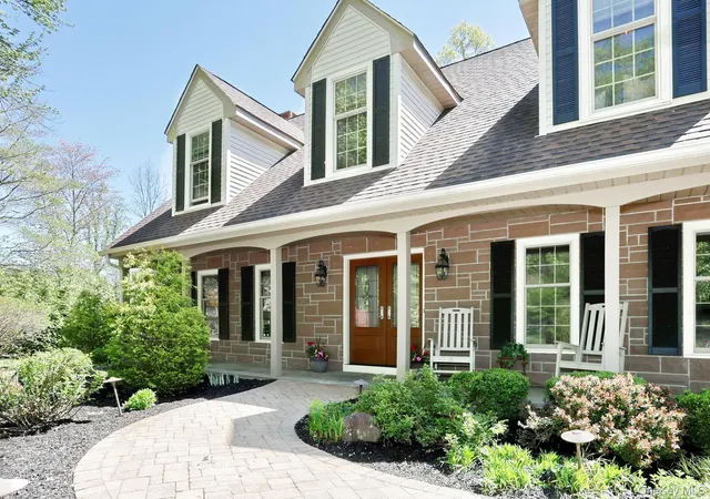 3rd image of 3 Stone Haven Rd, West Nyack, NY 10994 | MLS# 971994