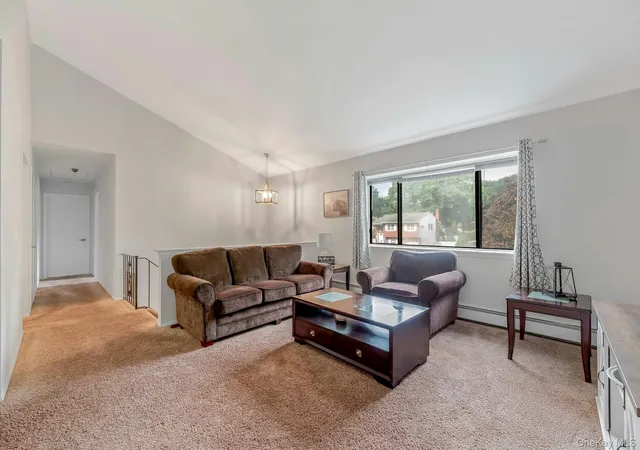 Photo 2 of Single family home for sale at 39 Woodbrook Dr, Brookhaven, NY 11961 | MLS# 972089 | Listing updated on 2026-09-05