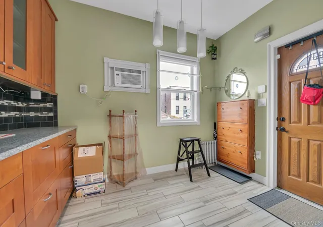 Photo 3 of Sale Pending at 1730 Colden Ave, New York, NY 10462 | MLS# 972107 | Listing updated on 2026-05-30