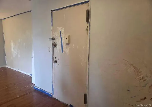 Photo 2 of Sale Pending at 5700 Arlington Ave #2D, Bronx, NY 10471 | MLS# 972139 | Listing updated on 2026-09-19