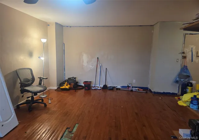 Photo 3 of Sale Pending at 5700 Arlington Ave #2D, Bronx, NY 10471 | MLS# 972139 | Listing updated on 2026-09-19