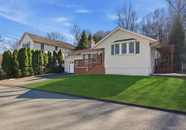 Photo 3 of Sale Pending at 87 Capt Shankey Dr, Haverstraw, NY 10923 | MLS# 972230 | Listing updated on 2026-08-14