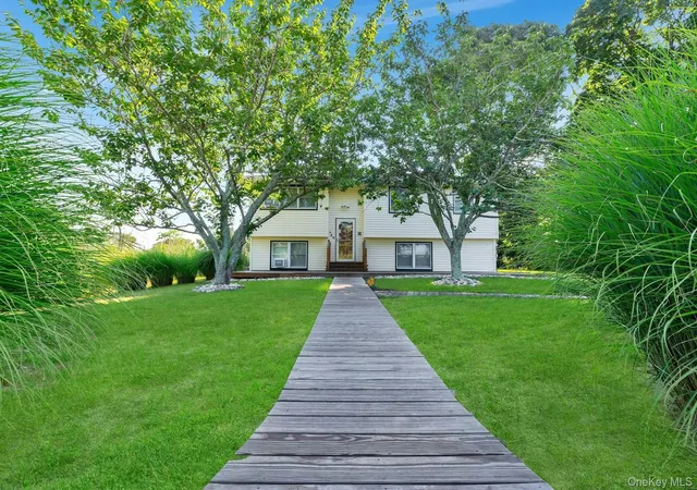 Photo 1 of Single family home for sale at 540 Conklin Rd, Southold, NY 11952 | MLS# 972288 | Listing updated on 2026-10-07