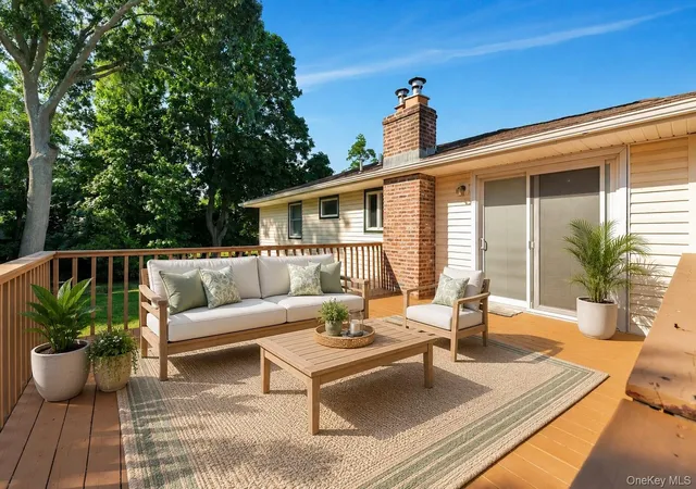 Photo 4 of Single family home for sale at 540 Conklin Rd, Southold, NY 11952 | MLS# 972288 | Listing updated on 2026-10-07