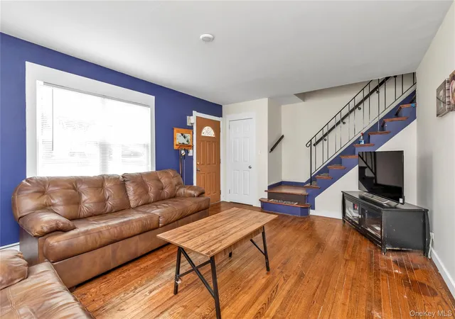 Photo 3 of Sale Pending at 16 Fairfield Ave, North Hempstead, NY 11050 | MLS# 972368 | Listing updated on 2026-05-06