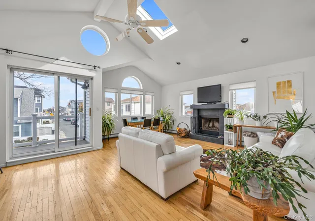 1st image of 804 E Chester St, Long Beach, NY 11561 | MLS# 972401