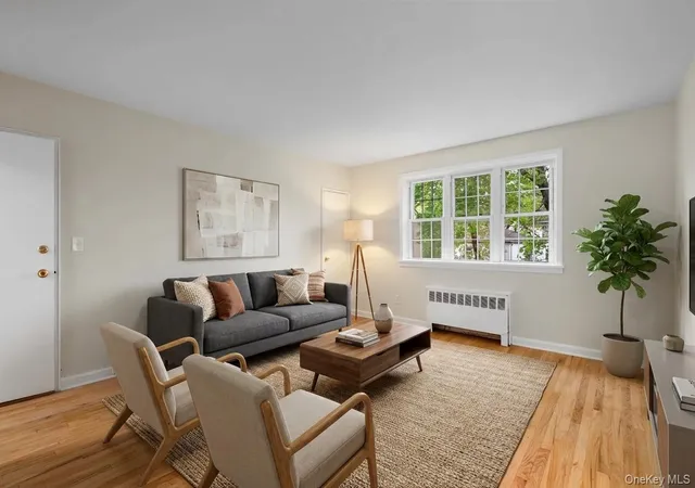 5th image of 51 Cross St, Yonkers, NY 10708