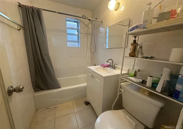 2nd image of 147-43 38Th Ave, Flushing, NY 11354