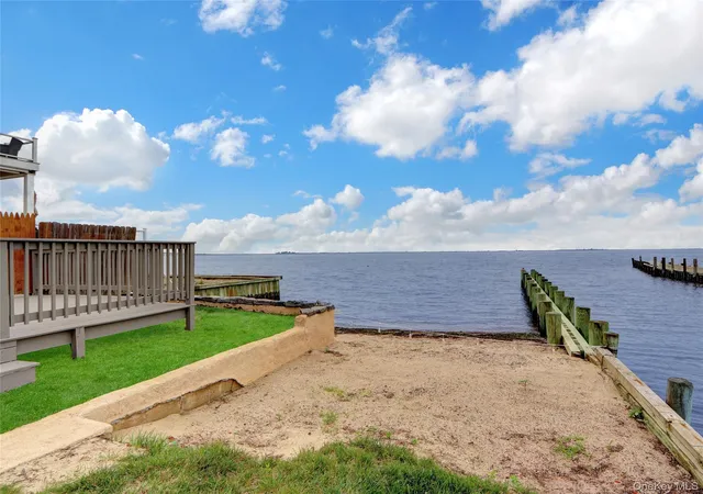 Photo 3 of Sale Pending at 894 Bay 9th St, Islip, NY 11795 | MLS# 972665 | Listing updated on 2026-09-19