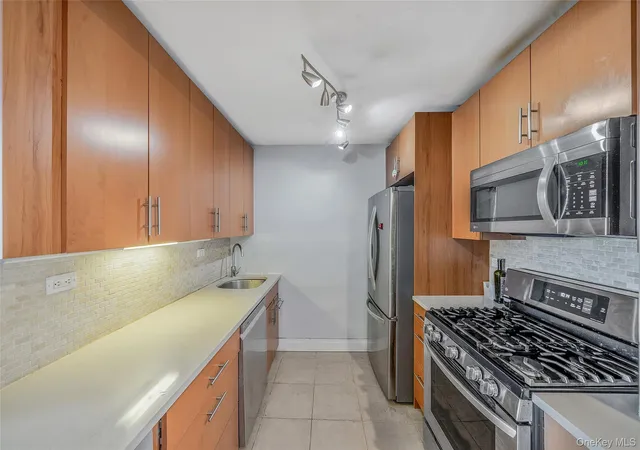 Photo 2 of Sale Pending at 3731 73rd Street #9KL, New York, NY 11372 | MLS# 972684 | Listing updated on 2026-07-18