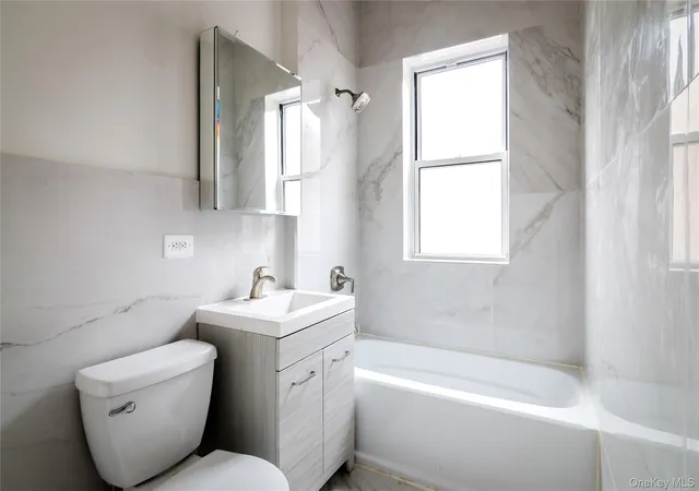 28th image of 1501 Teller Ave, Bronx, NY 10457 | MLS# 972721