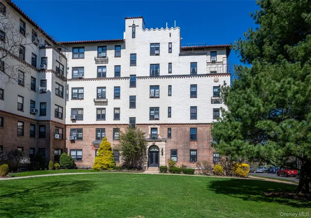 Photo 2 of Sale Pending at 1273 North Ave #7/2G, New Rochelle, NY 10804 | MLS# 972745 | Listing updated on 2026-09-19