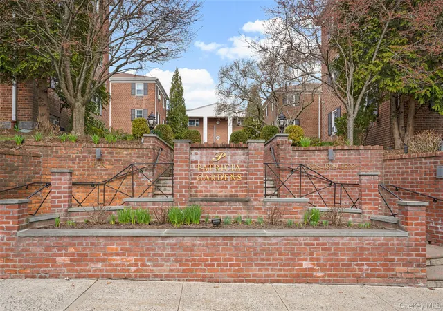 Photo 1 of Sale Pending at 1825 Palmer Ave #2D, Larchmont, NY 10538 | MLS# 972749 | Listing updated on 2026-07-03