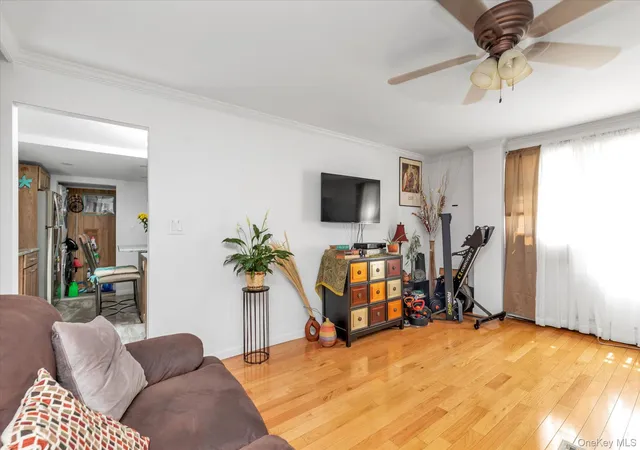 4th image of 103 Oakley Ave, Hempstead, NY 11003 | MLS# 972770