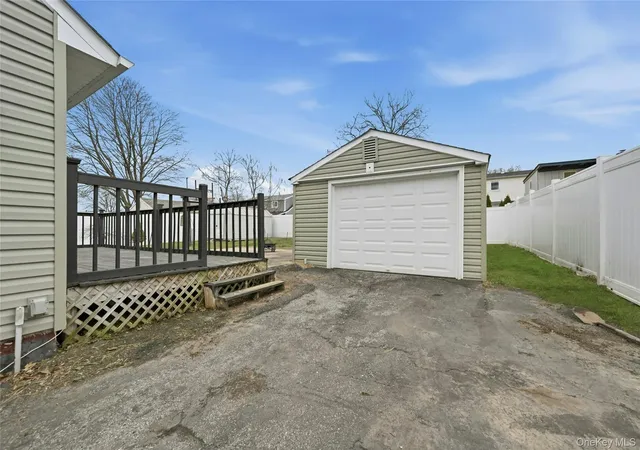 Photo 3 of Sale Pending at 135 Cumberbach St, Babylon, NY 11798 | MLS# 972785 | Listing updated on 2026-09-19
