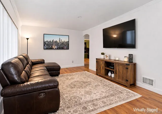 Photo 4 of Sale Pending at 135 Cumberbach St, Babylon, NY 11798 | MLS# 972785 | Listing updated on 2026-09-19