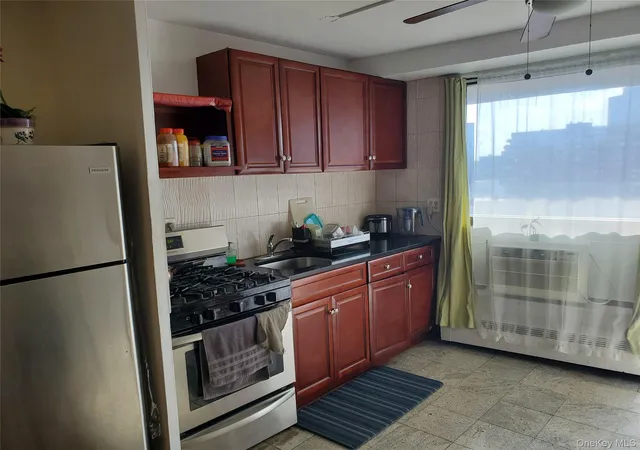 4th image of 61-35 98Th St #15A, Rego Park, NY 11374 | MLS# 972825
