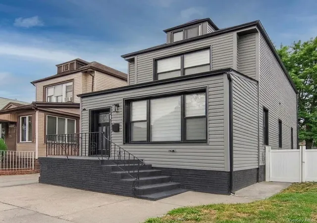 Photo 2 of Single family home for sale at 1173 E 43rd Street, New York, NY 11210 | MLS# 972880 | Listing updated on 2026-04-19