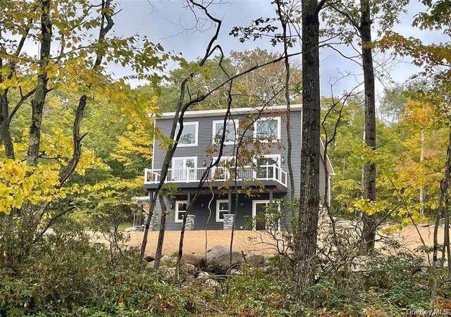 Homes for sale in Wawarsing, NY | 330 Vista Maria Rd, Wawarsing, NY 12566 | MLS# 972934