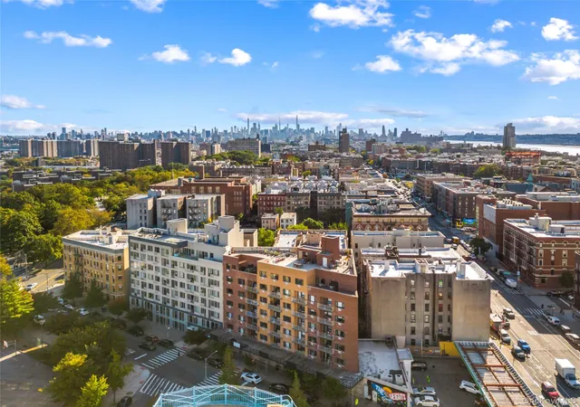 Homes for sale in New York, NY | 456 W 167th St #4D, New York, NY 10032 | MLS# 972988