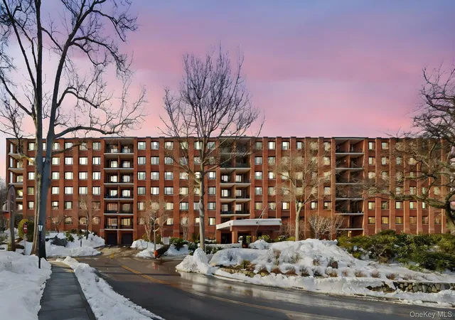 Photo 1 of Sale Pending at 16 Rockledge Ave #2E2, Ossining, NY 10562 | MLS# 973026 | Listing updated on 2026-09-19
