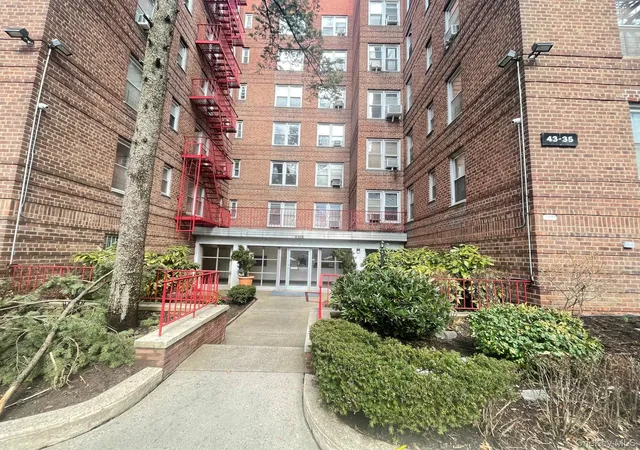 2nd image of 43 35 Union St #2M, Flushing, NY 11355 | MLS# 973042