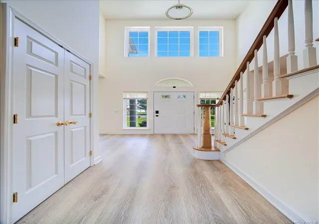 Photo 4 of Sale Pending at 21 Alder Way, Fishkill, NY 12590 | MLS# 973108 | Listing updated on 2026-08-31