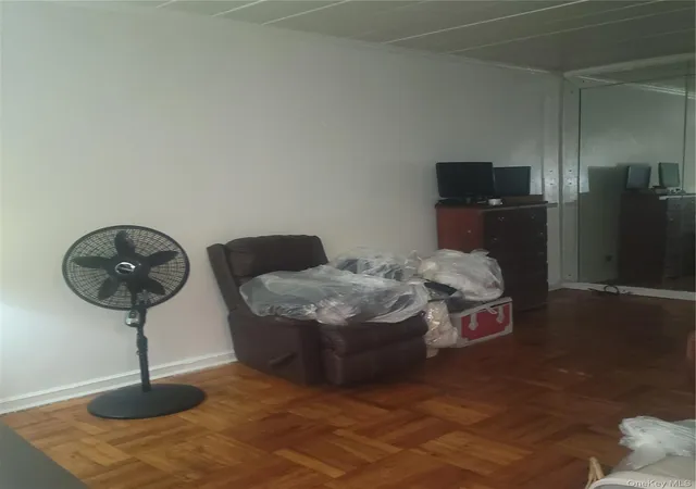 Listing Photo 5 - Condo for sale in building located at 9310 177th St, New York, NY 11433