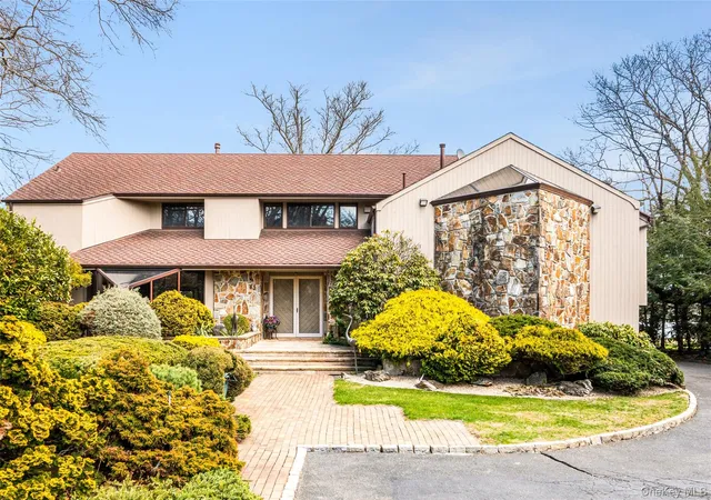 Photo 2 of Sale Pending at 214 Cedar Ave, Hewlett, NY 11557 | MLS# 973175 | Listing updated on 2026-06-04