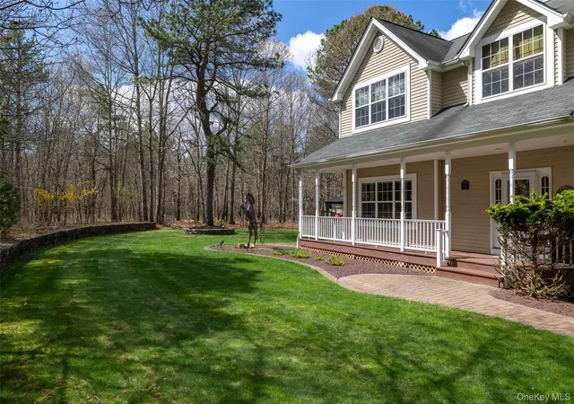 2nd image of 210 Weeks Ave, Manorville, NY 11949 | MLS# 973191