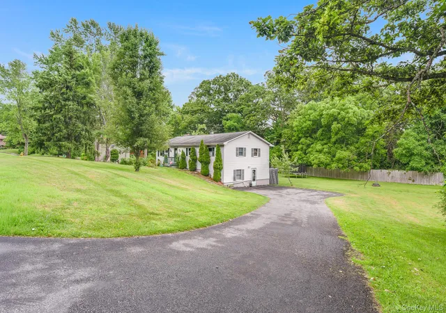 Homes for sale in Wappinger, NY | 8 Larissa Ln, Wappinger, NY 12590 | MLS# 973197