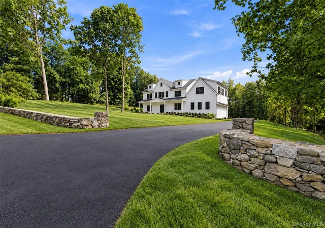 Photo 2 of Single family home for sale at 240 Mahopac Ave, Somers, NY 10598 | MLS# 973209 | Listing updated on 2026-10-17