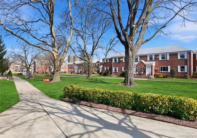 2nd image of 260-55 Union Turnpike, Glen Oaks, NY 11004