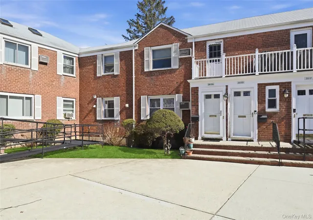 30th image of 260 55 Union Turnpike #B, Glen Oaks, NY 11004 | MLS# 973216