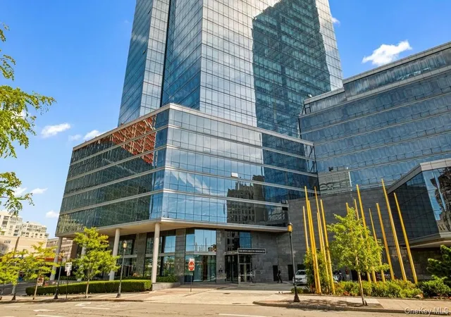 Homes for sale in White Plains, NY | 5 Renaissance Sq #PH 3E, White Plains, NY 10601 | MLS# 973253