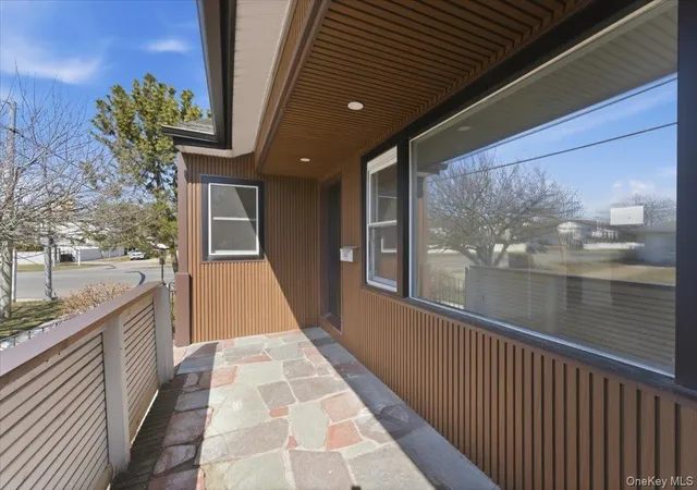 Photo 3 of Single family home for sale at 1895 Park St, Hempstead, NY 11509 | MLS# 973256 | Listing updated on 2026-09-27