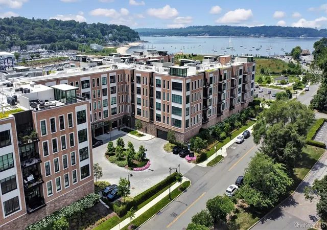 Homes for sale in Glen Cove, NY | 100 Garvies Point Rd #1116, Glen Cove, NY 11542 | MLS# 973349