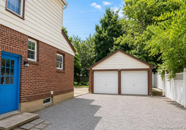 2nd image of 42 Mead St, Hempstead, NY 11550 | MLS# 973388