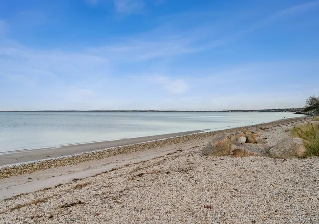 Photo 3 of House for sale at 14 E Landing Rd, Hampton Bays, NY 11946 | MLS# 973403 | Listing updated on 2026-03-25