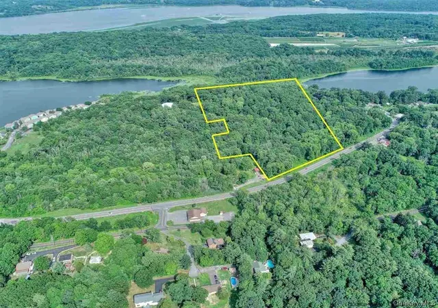 1st image of 625 Broadway, Esopus, NY 12429 | MLS# 973424