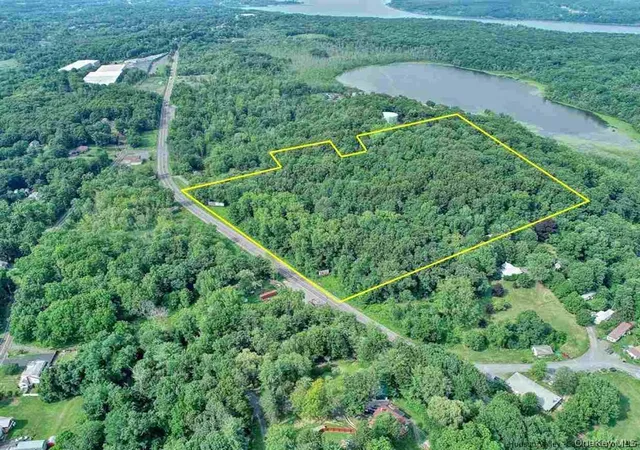 2nd image of 625 Broadway, Esopus, NY 12429 | MLS# 973424