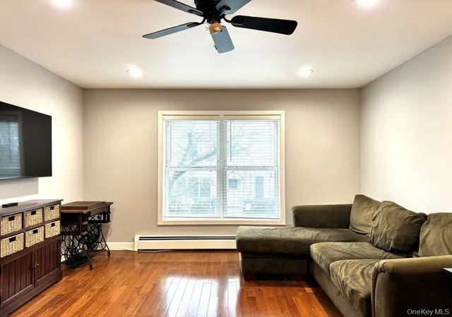 Photo 3 of House for sale at 11 Livingston Manor #11, Greenburgh, NY 10522 | MLS# 973445 | Listing updated on 2026-09-05