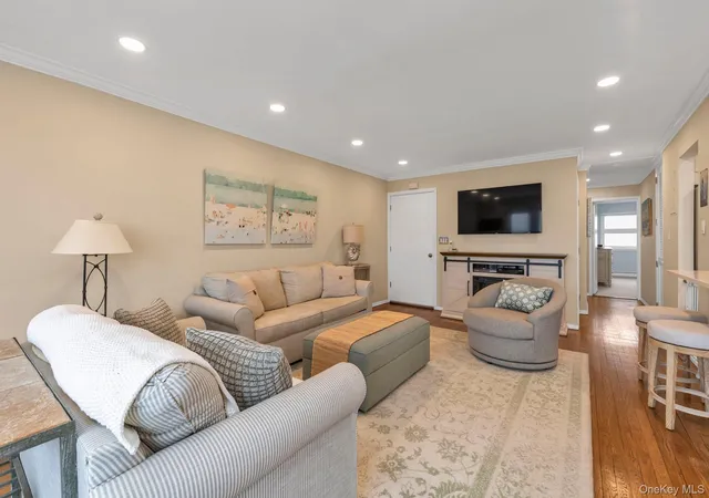 5th image of 750 Lido Blvd #13B, Hempstead, NY 11561 | MLS# 973467