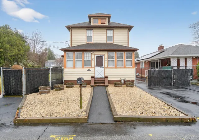 1st image of 40 E 24th St, Huntington, NY 11746 | MLS# 973567